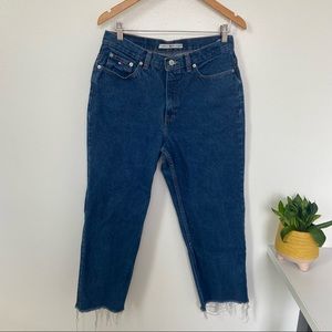 Vintage Womens Tommy Hilfiger raw hem dark wash mom jeans size 8